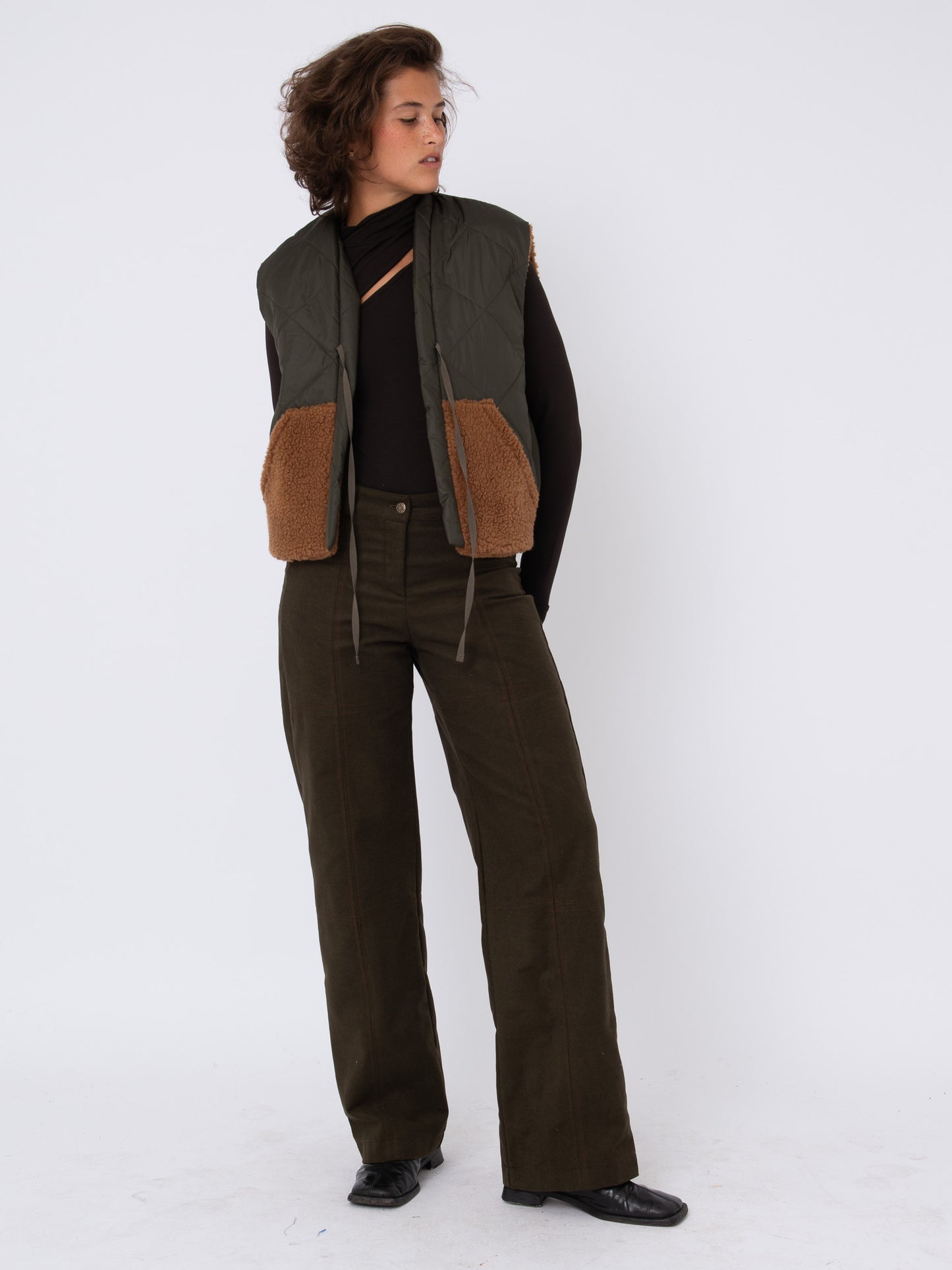 Kronk Vest in Teddy and Padded