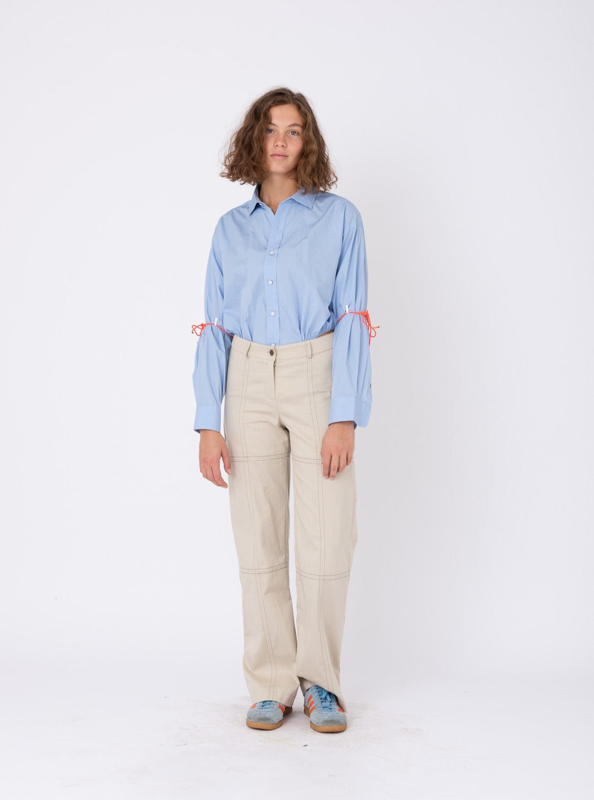 Body Shirt in Light Blue Cotton