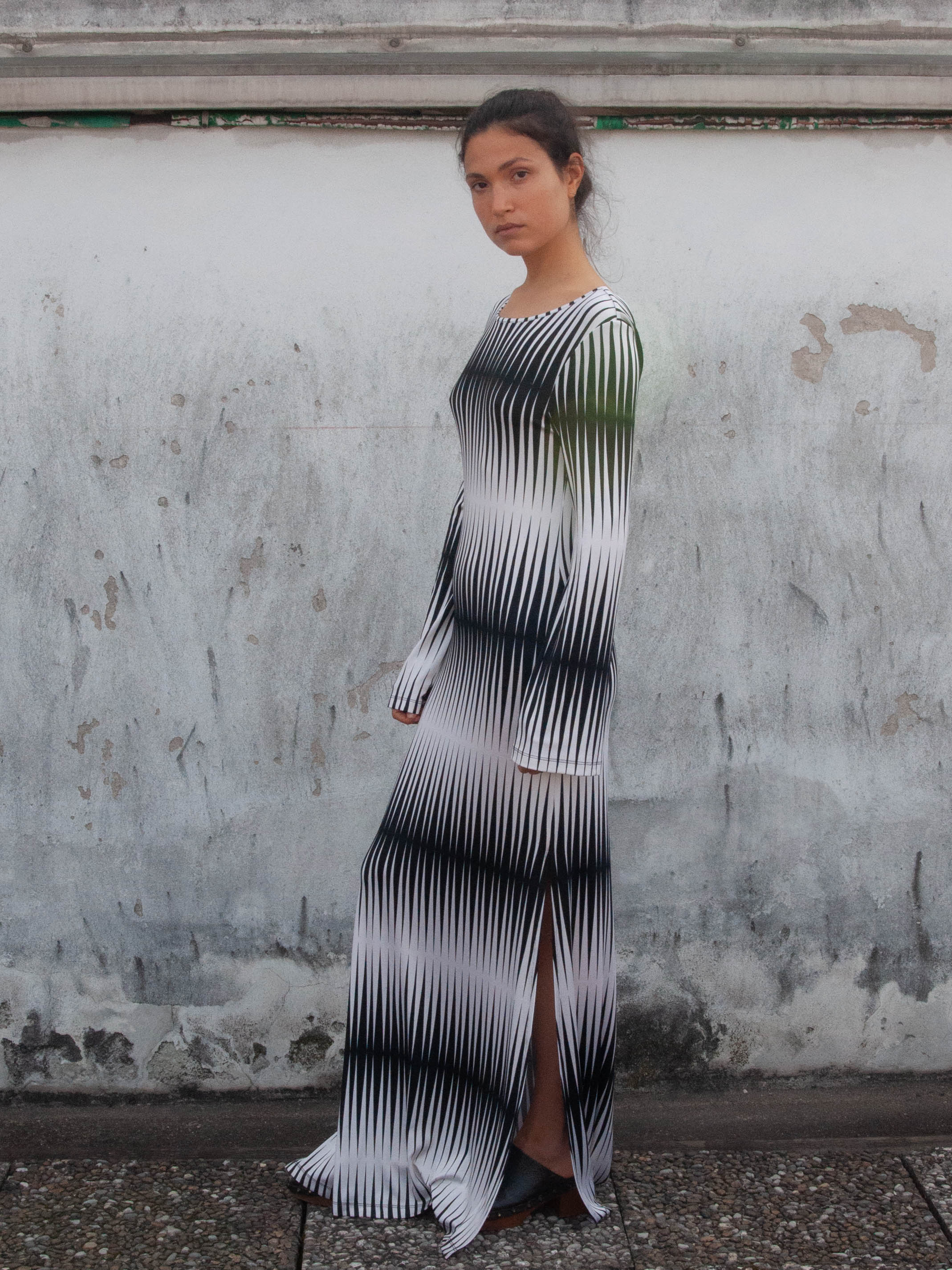 Long sleeved long dress, side view, festival, upcycled