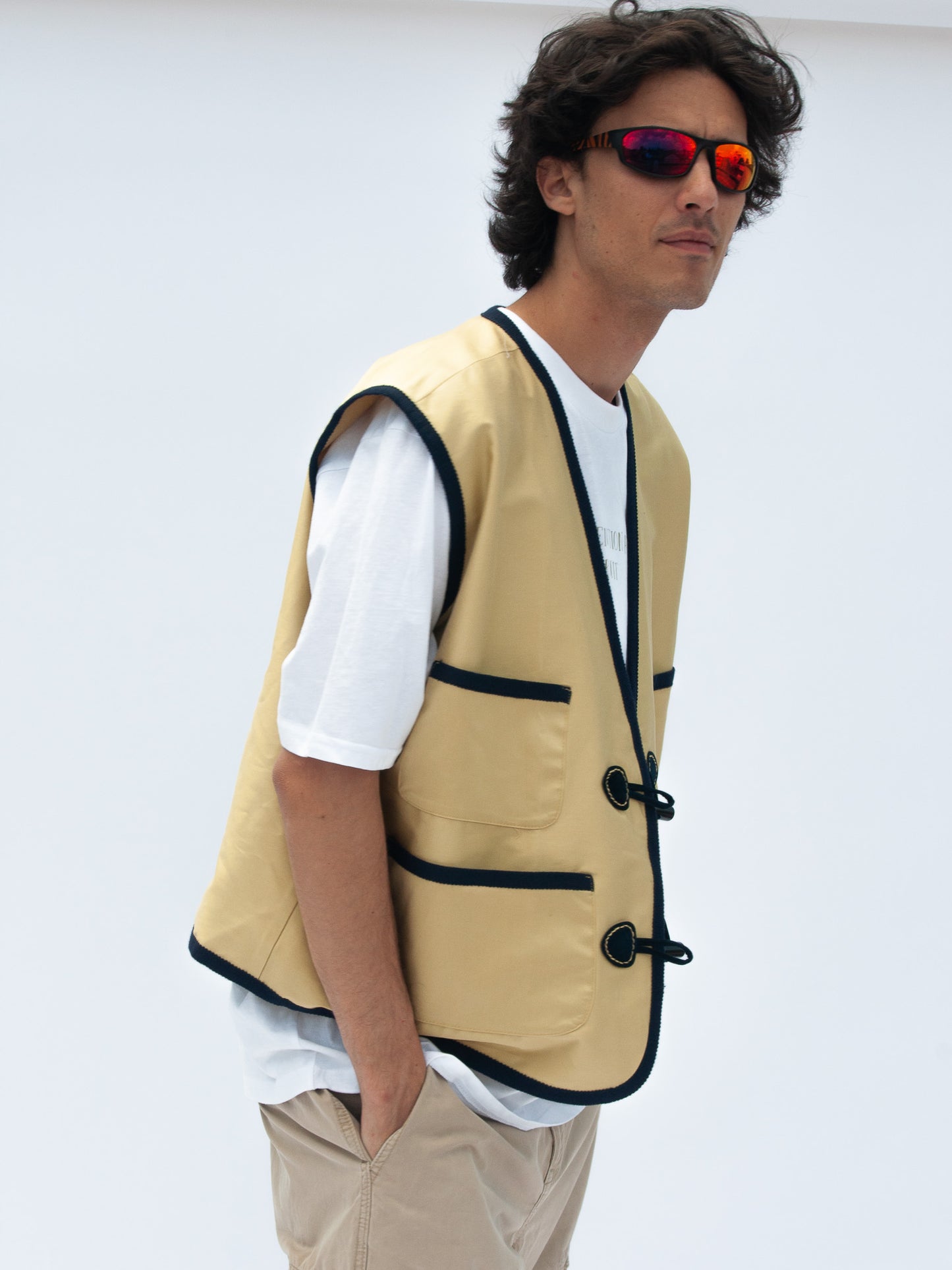 Sid Gilet w/ Delta del Mekong Stamp
