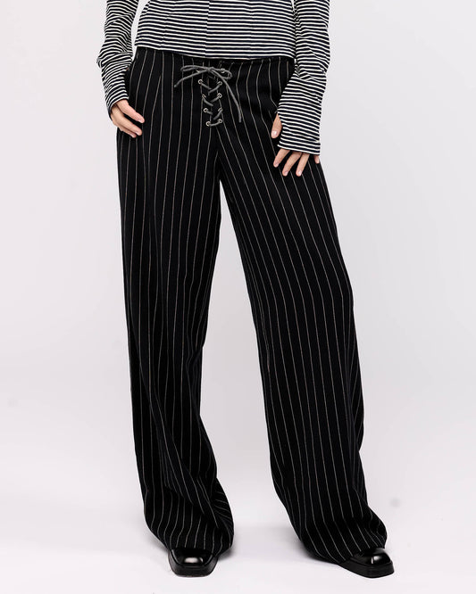 Item 26-0035 / Jeanne Trousers II (Pinstriped)