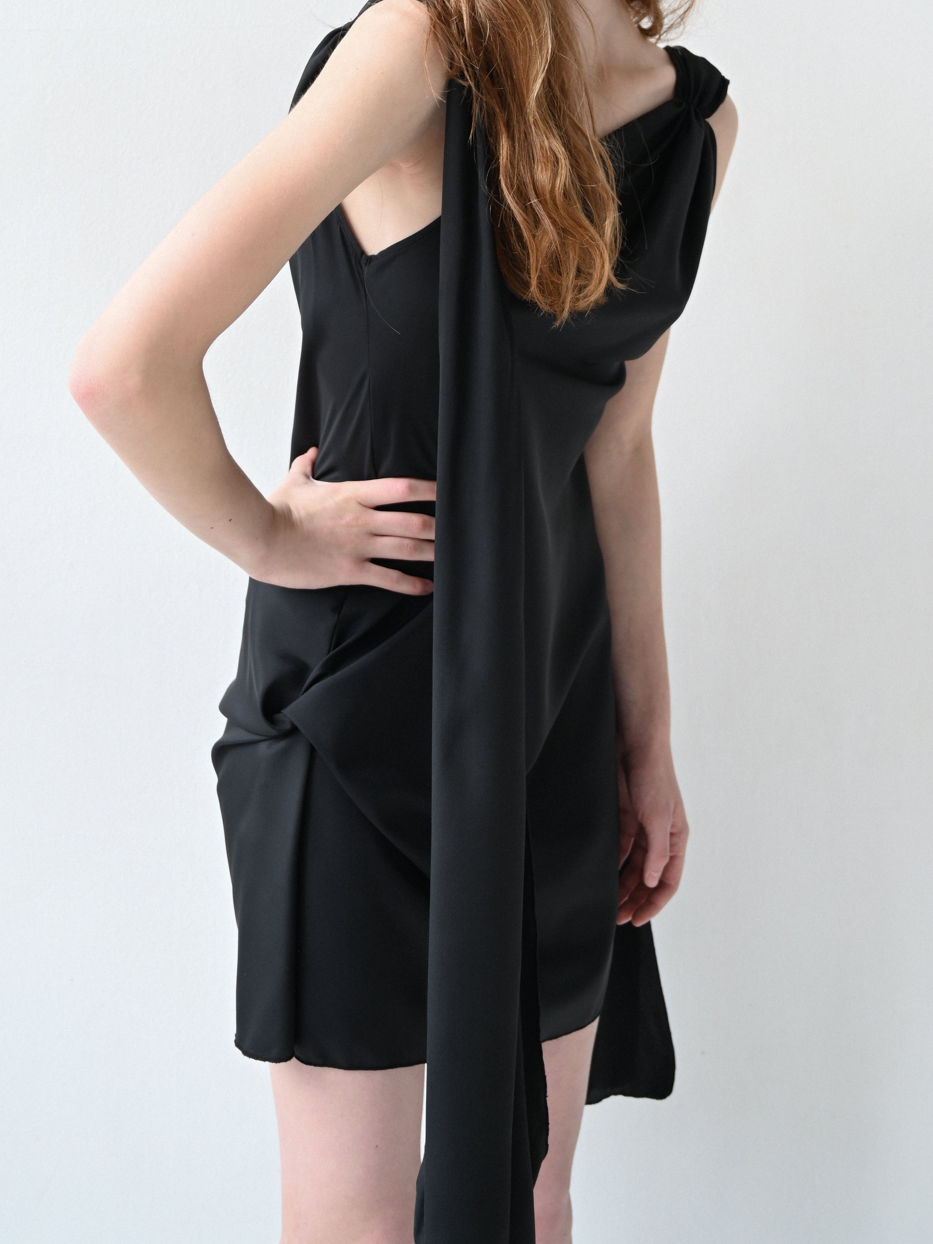 Item 26-0017 / Marylin Dress I (Black)