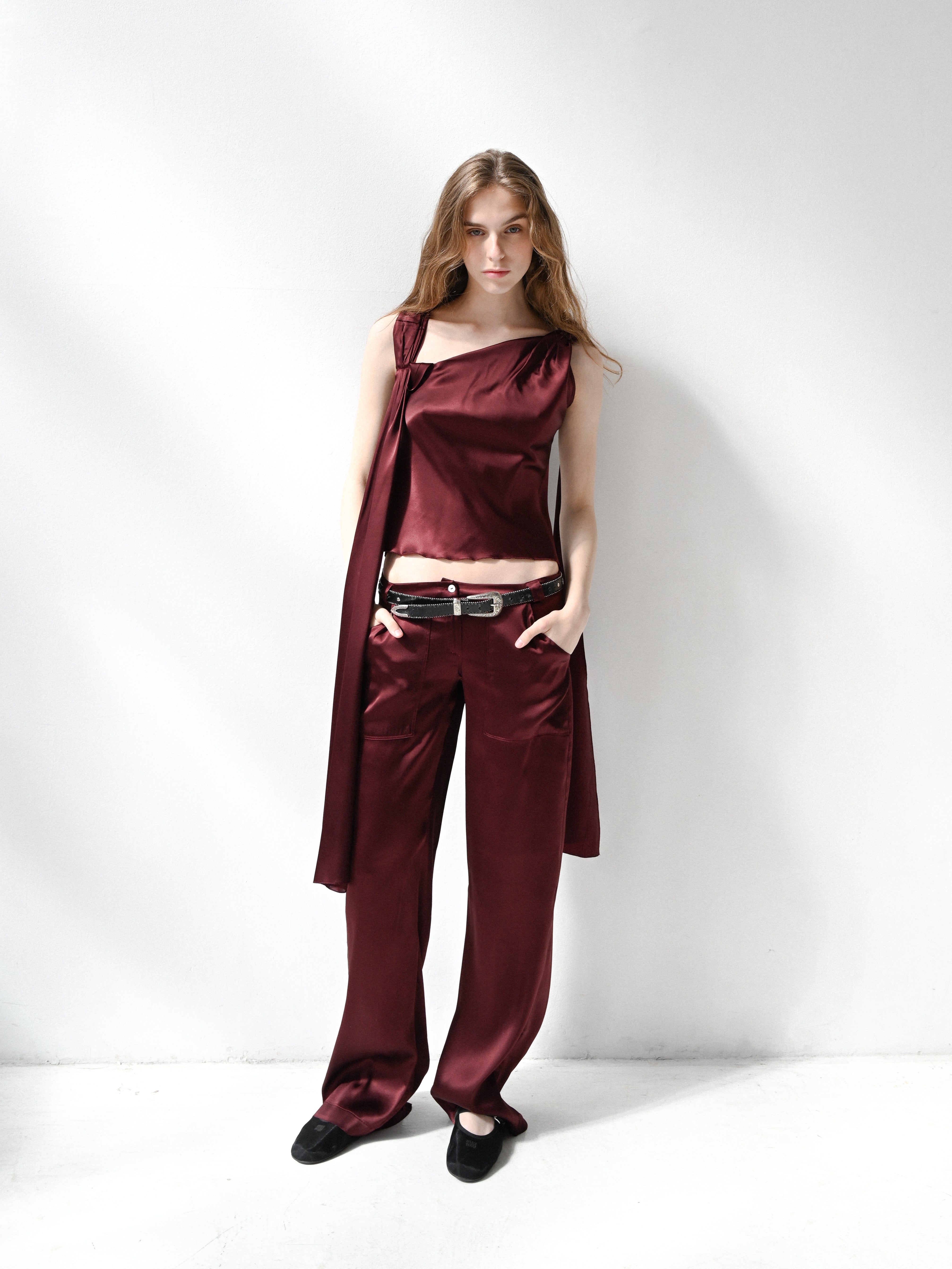 Item 26-0012 / Noa Trousers IV (Burgundy)