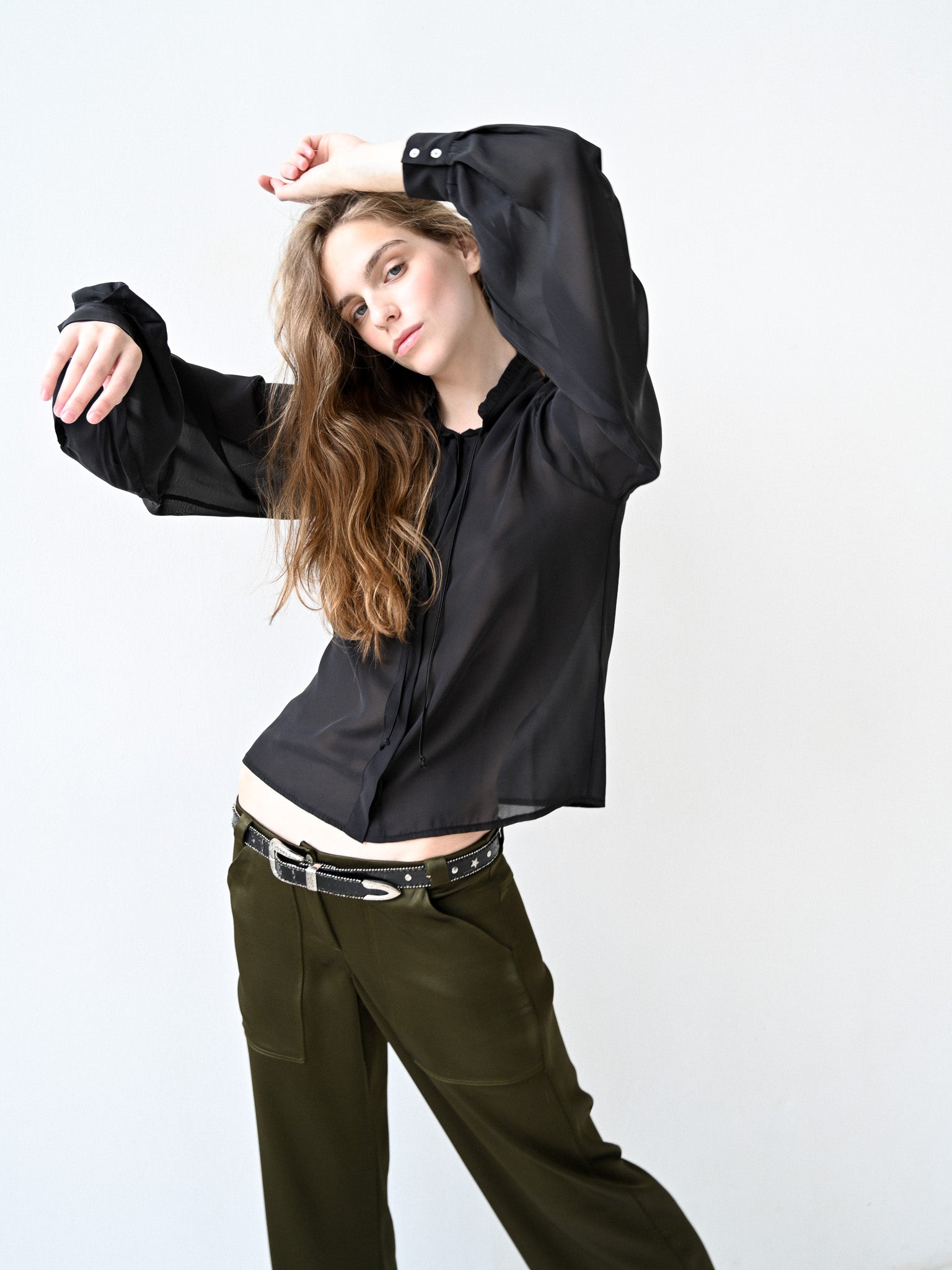 Item 26-008 / Yoko Shirt I (Black)