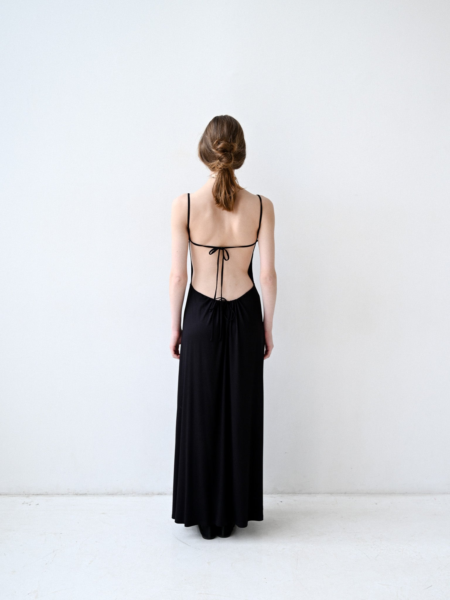 Item 26-0019 / Brigitte Dress I (Black)