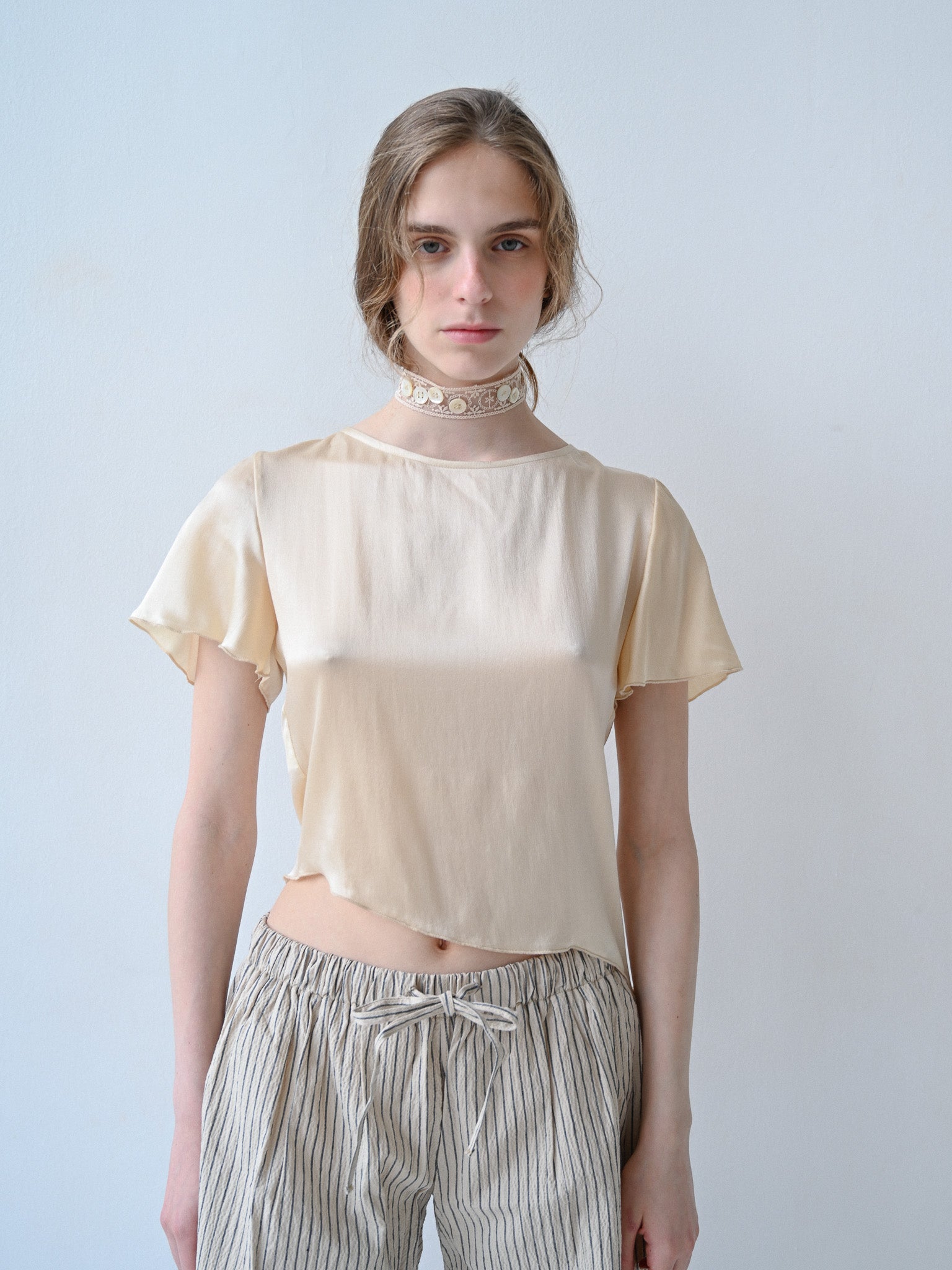 Item 26-010 / Kiara Top III (Ivory)