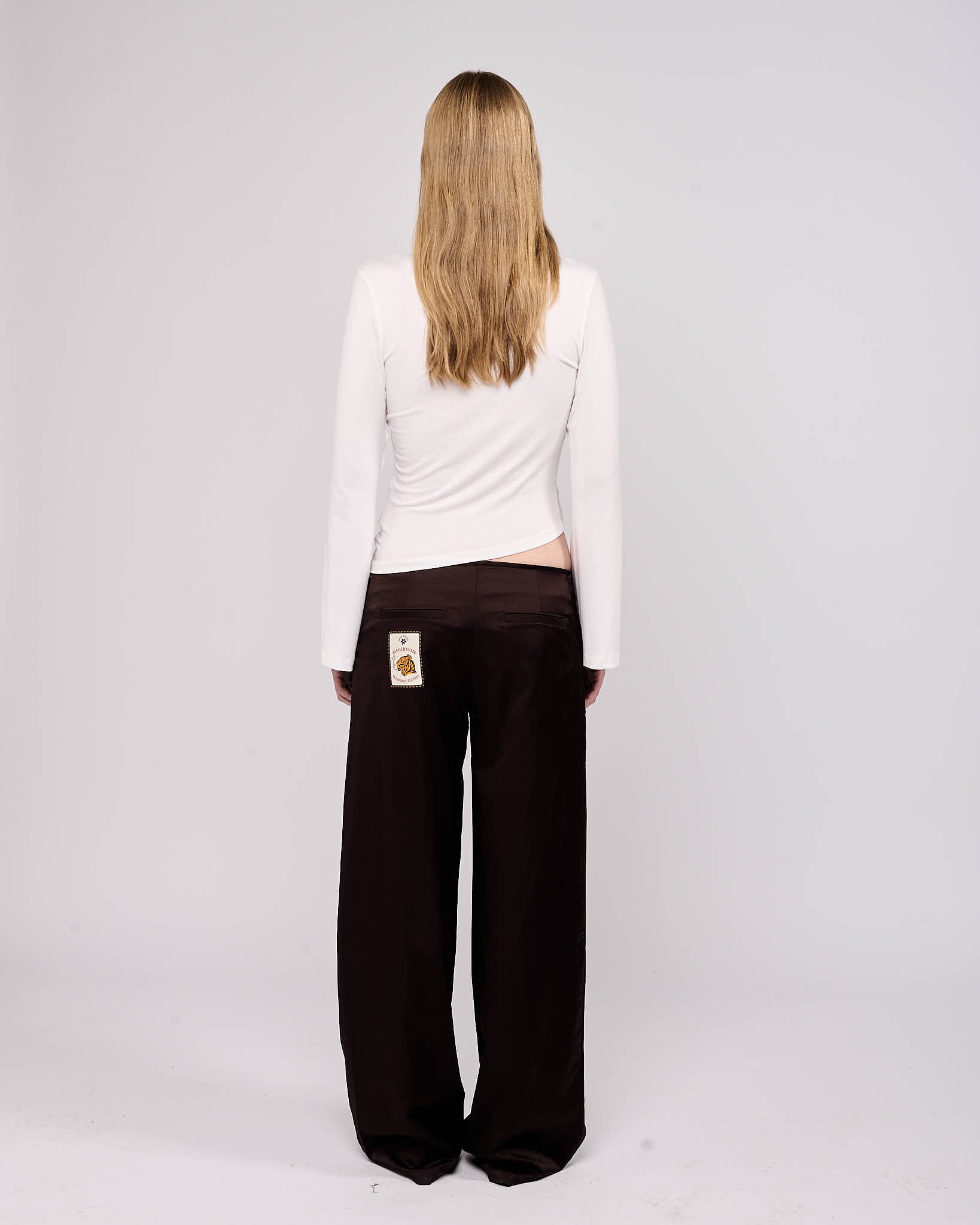 Item 26-0028 / Niki Top III (White)