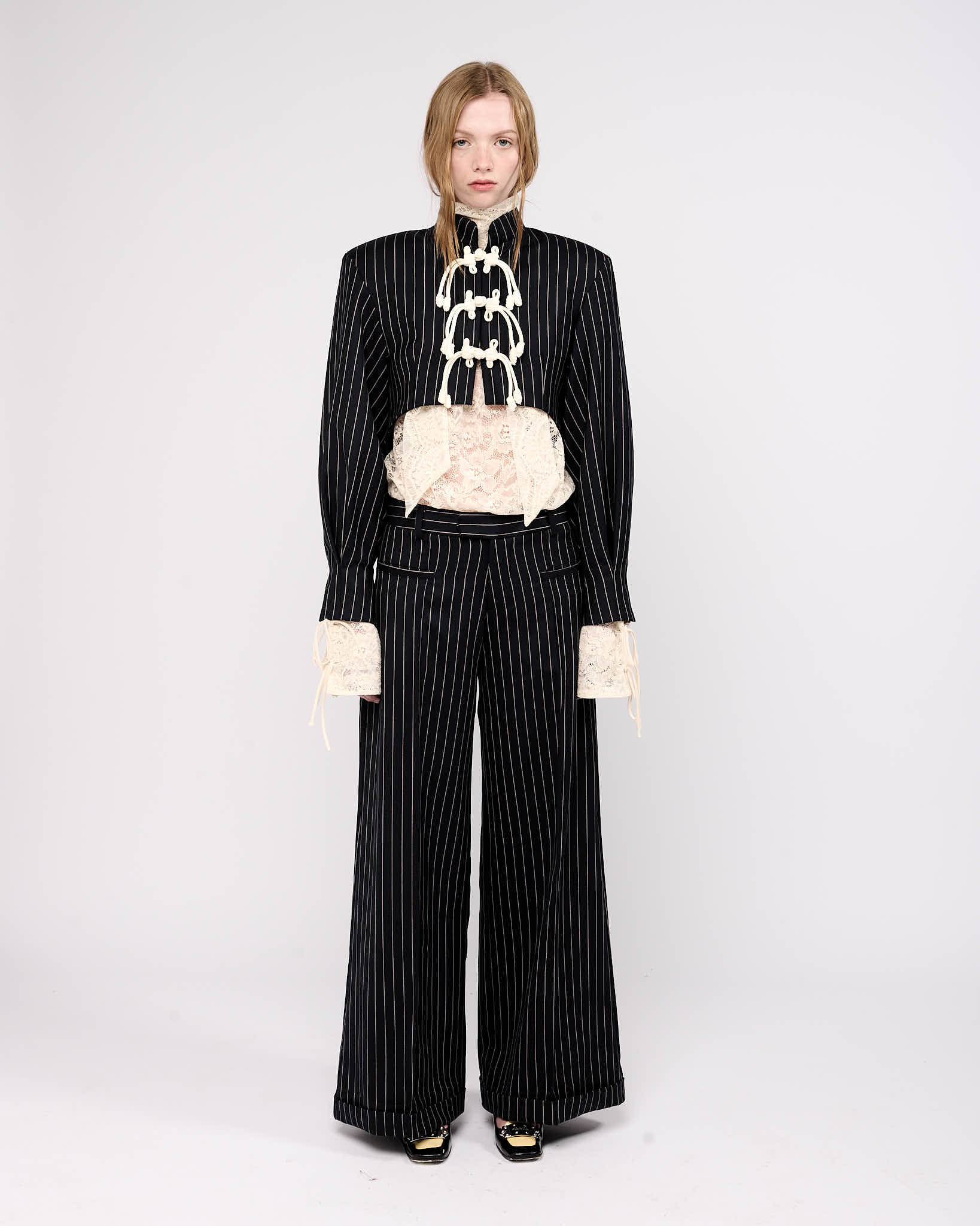 Item 26-0032 / Gea Blazer II (Pinstriped)