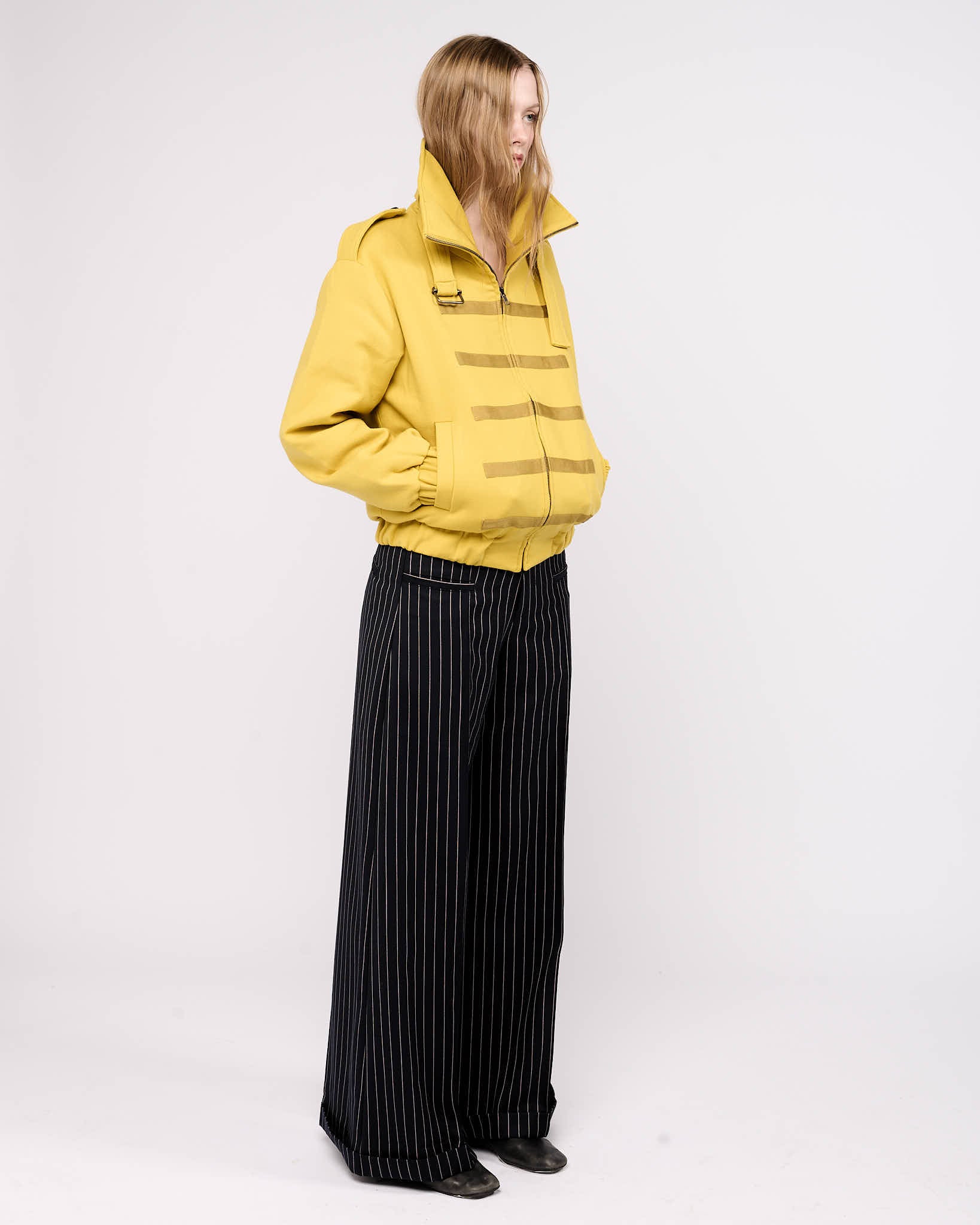 Item 26-0033 / Rei Bomber III (Lemon)