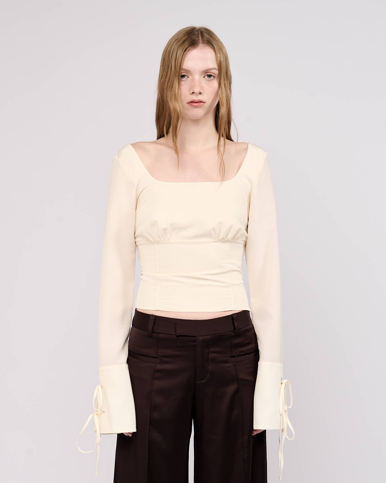 Item 26-0029 / Mae Top I (Cream)