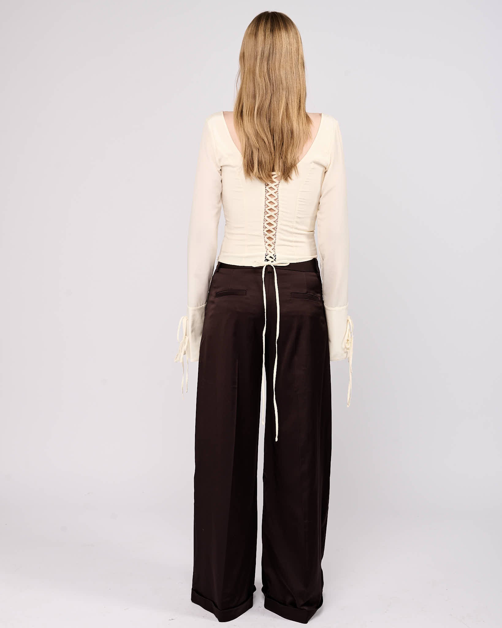 Item 26-0029 / Mae Top I (Cream)