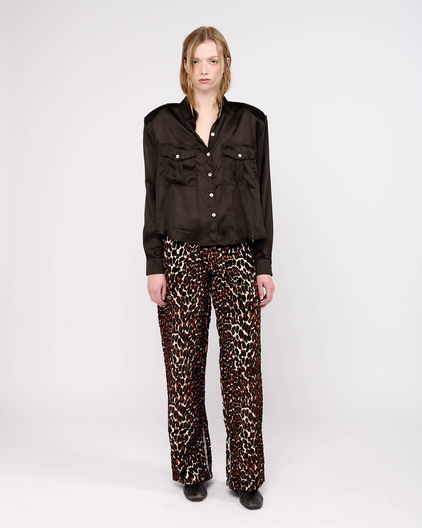 Item 26-0023 / Artemisia Shirt II (Brown)